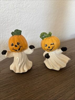 Pair of Pumpkin Ghost Salt & Pepper Shakers - Orange and White